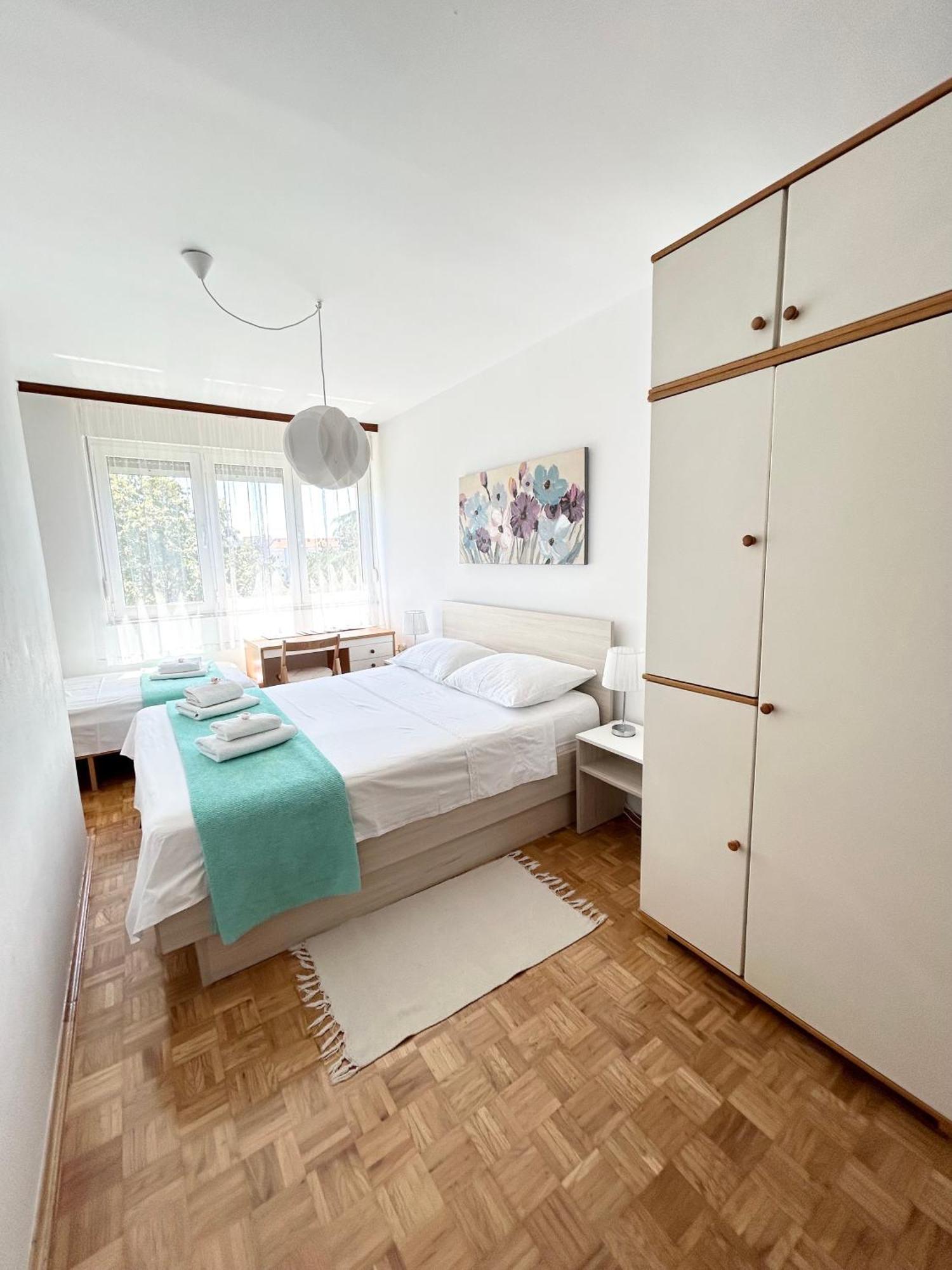 Apartman Mira 扎达尔 外观 照片