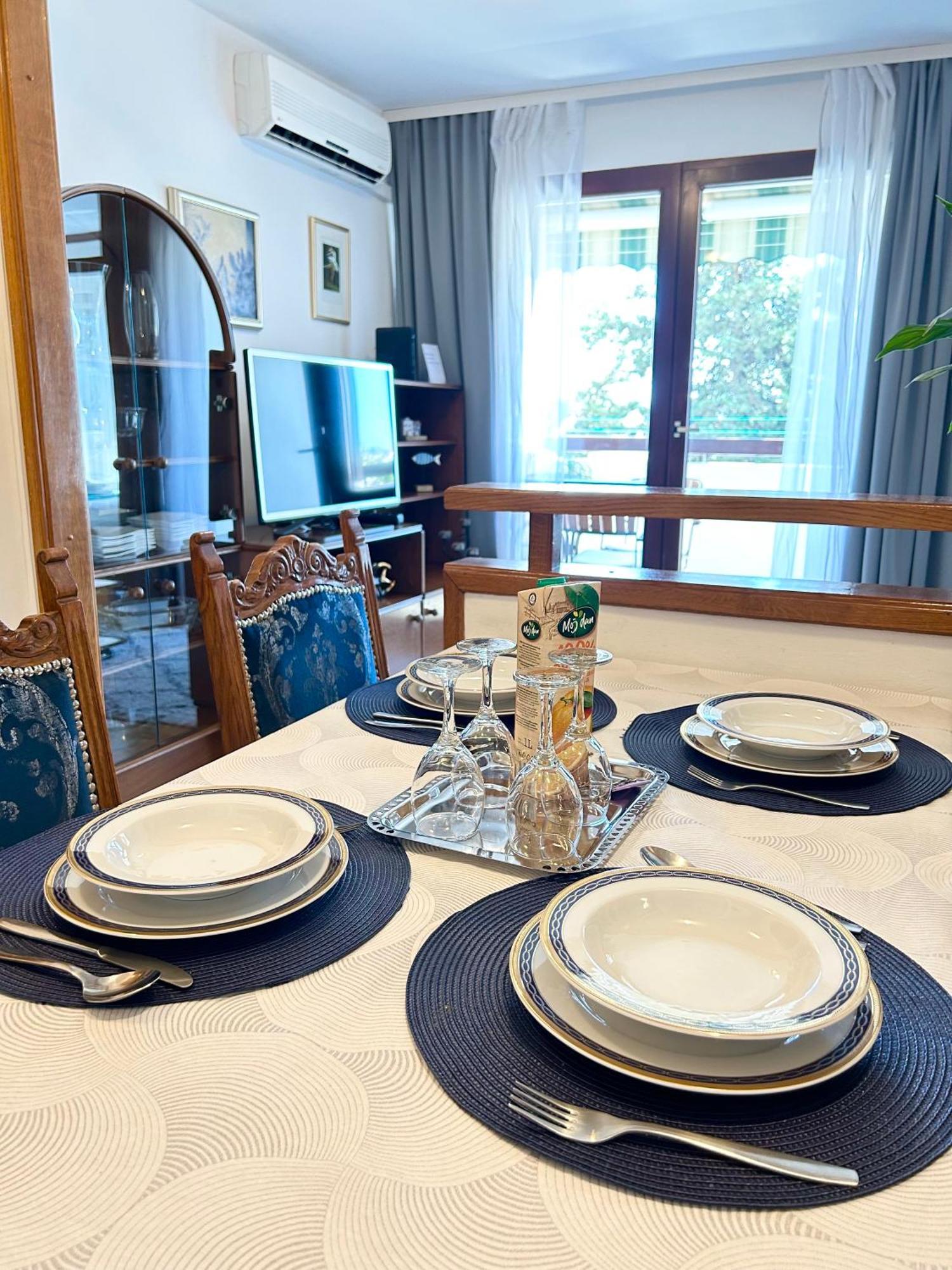 Apartman Mira 扎达尔 外观 照片